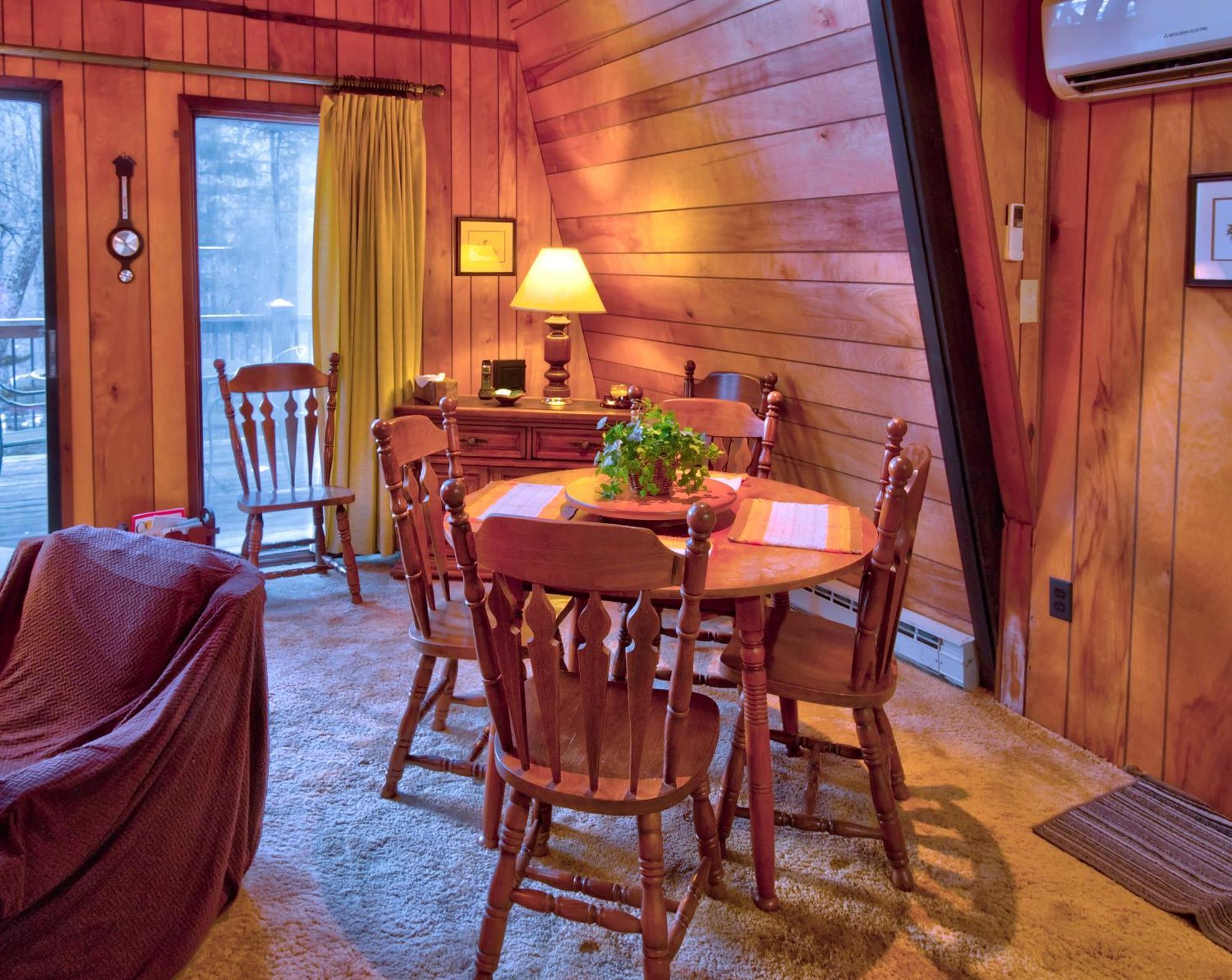 Mt Mitchell Cabin Rentals Burnsville الغرفة الصورة