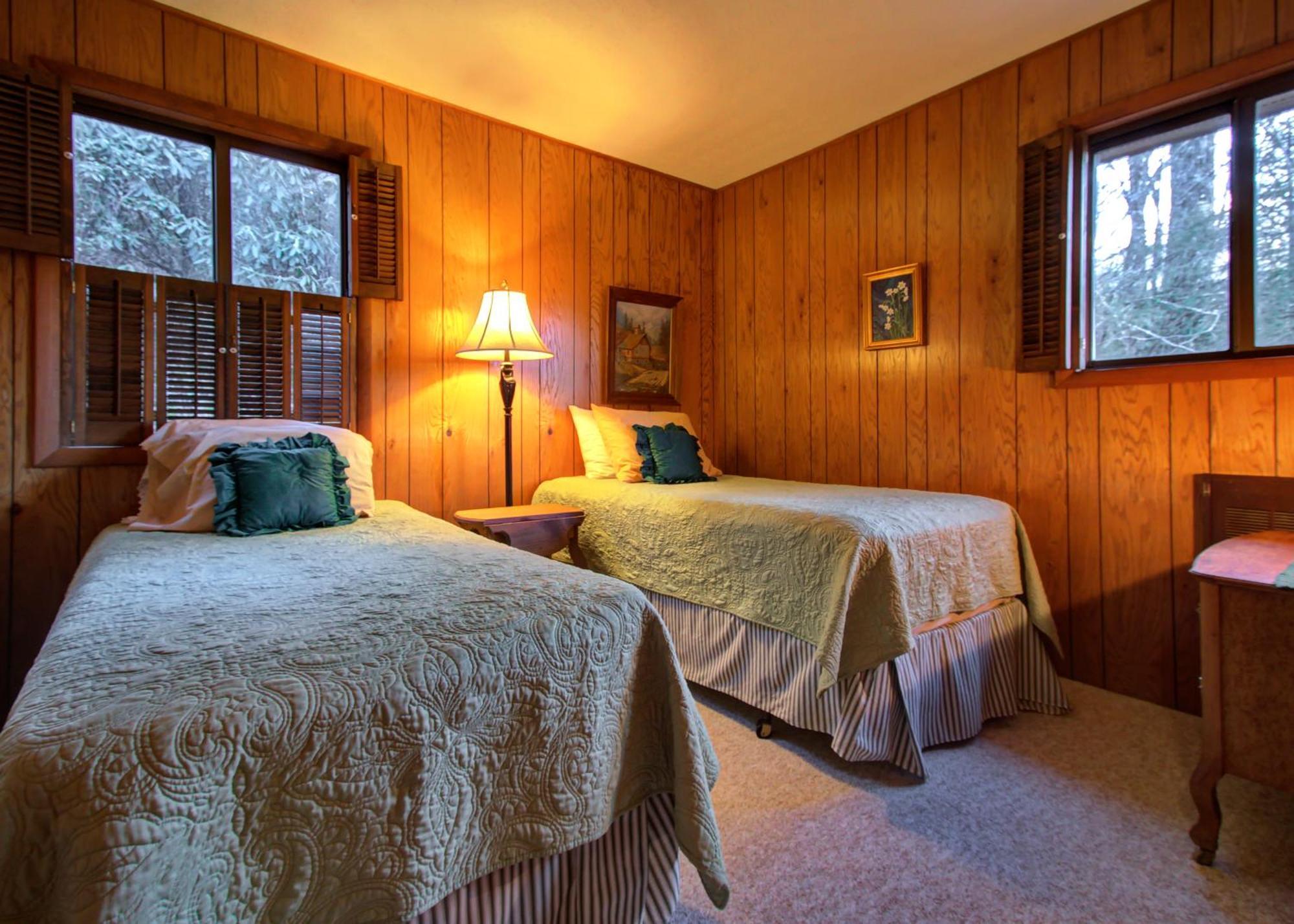 Mt Mitchell Cabin Rentals Burnsville الغرفة الصورة