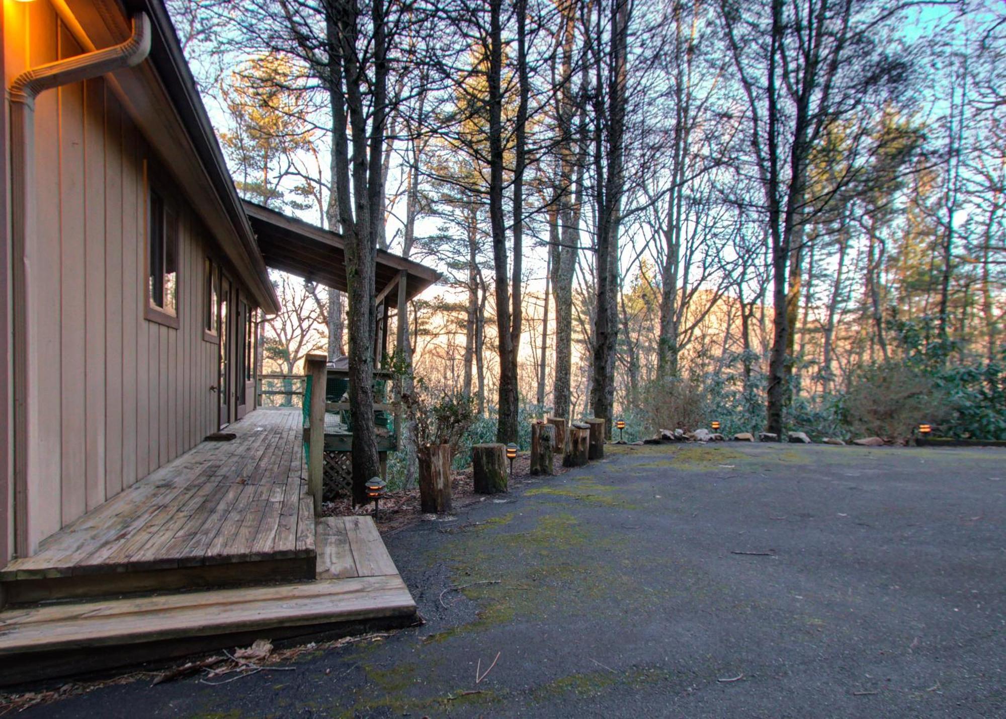 Mt Mitchell Cabin Rentals Burnsville الغرفة الصورة